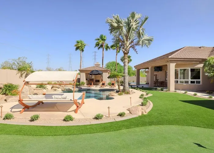 Apartment 5 Bd Luxury Oasis Heated Pool Pickle Ball