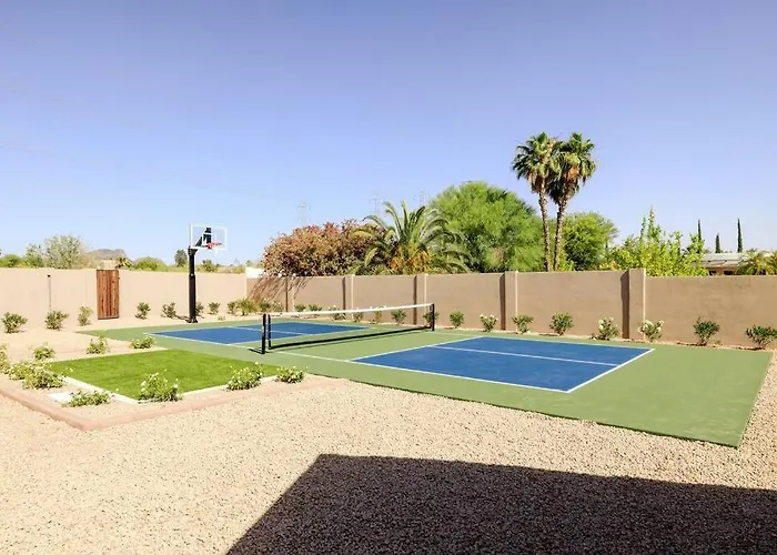 5 Bd Luxury Oasis Heated Pool Pickle Ball