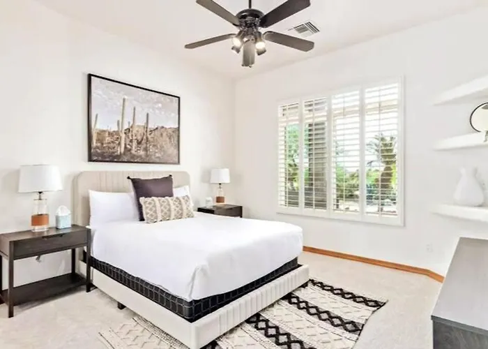 5 Bd Luxury Oasis Heated Pool Pickle Ball *